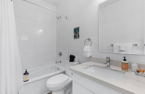 Capitol Hill House | Balerion's Shadowed Suite