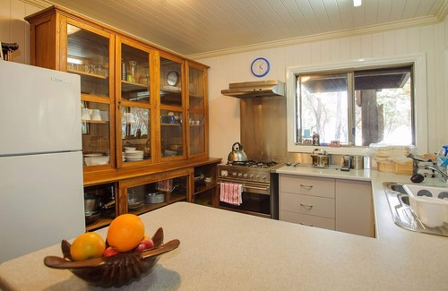 Brisbane Waterfront House | Bali House Moreton island