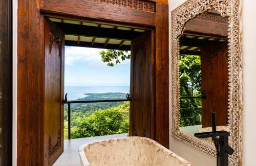 Ballena Villa | Bali Villa Jungle Paradise - Uvita
