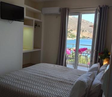 Agia Efimia Apartment | Ballas Apartments