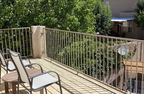 Westside House | Balloon Fiesta dates available!