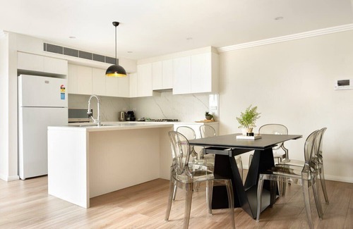 Balmain East Apartment | Balmain Family Tranquility - Harbour Views