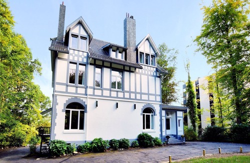 Sart-lez-Spa House | Balmoral Hot Tub Holiday Home
