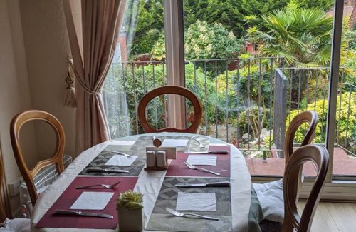 Southport Hotel | Balmoral Lodge Hotel