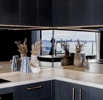 Newcastle Apartment | Balmoral on Scott - Harbour Front Perfection
