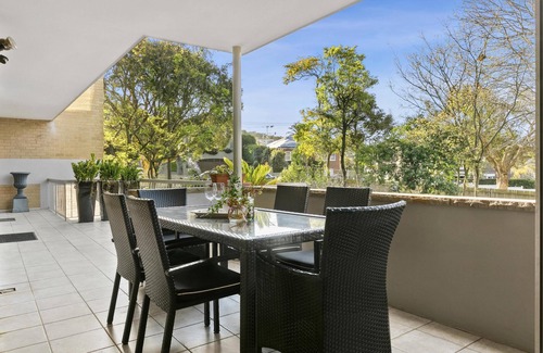 Mosman Apartment | Balmoral - RAG03 Raglan Street - Spacious 2BR Apartment with Large Balcony Just 200m from Balmoral Beach