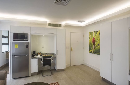 San Jose Hotel | Balmoral Suites