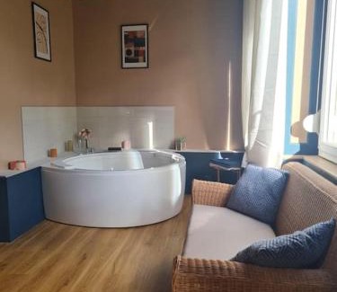 Vesoul Apartment | Balnéo