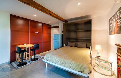 Mauleon-d'Armagnac Bed & Breakfast | Balneo Guest Room with Air Conditioning – Relaxation, Spa and Nature in Gascony