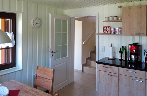 Wieck auf dem Darss House | Baltic Sea, large country house with thatched roof, 6 pers., quiet location, family-friendly