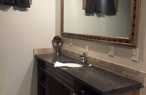 Great Bend Hotel | Baltzell Lodge
