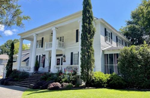 Tuscaloosa Hotel | Bama Bed and Breakfast - Tusk Suite
