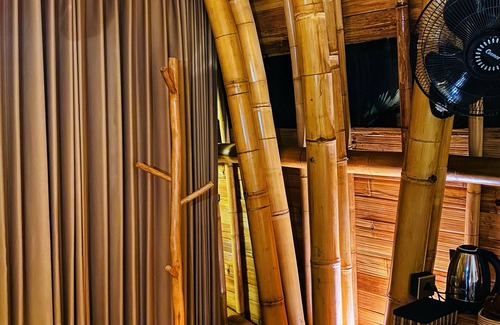 Sidemen Villa | Bamboo house EcoBreeze