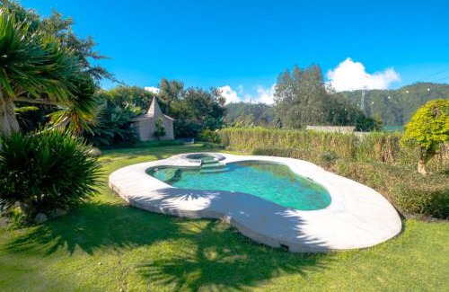 Toya Bungkah House | Bamboo Mount Batur and Hot Spring