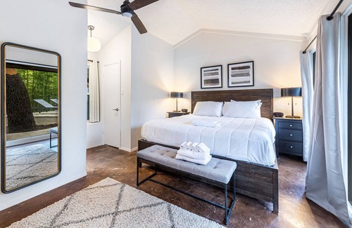 South Lamar House | Bamboo Oasis Unit 2