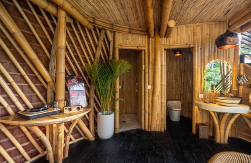 Tampaksiring Hotel | Bambootel Sawah View