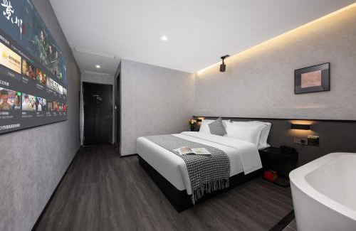 Haizhu Hotel | Banana Fun Hotel Ergong Subway Station Branch