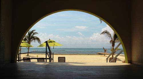 San Pedro Hotel | Bananas On The Beach