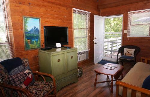 Wimberley House | Bandit's Hideaway-The Loft