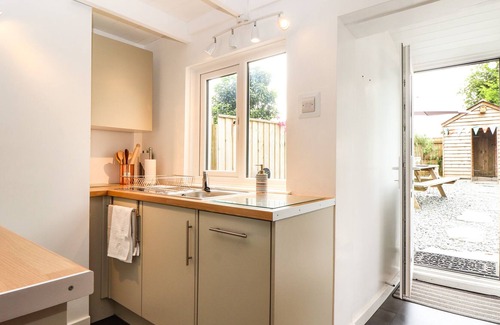 Mount Cottage | BANDYLEGS COTTAGE, pet friendly, country holiday cottage in Bodmin
