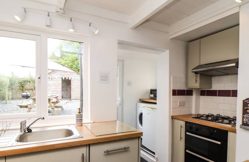 Mount Cottage | BANDYLEGS COTTAGE, pet friendly, country holiday cottage in Bodmin