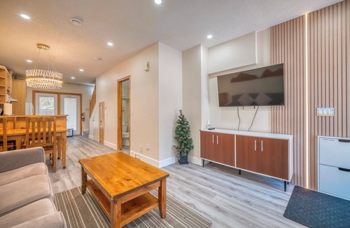 Harvie Heights House | Banff woods lodge