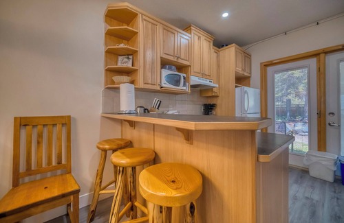 Harvie Heights House | Banff woods lodge