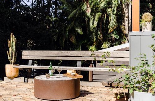 Bangalow House | Bangalow Oasis - Artisan home