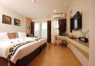 Bang Yi Ruea Hotel | Bangkok Loft Inn