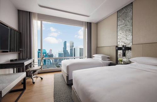 Bang Rak Hotel | Bangkok Marriott Hotel The Surawongse