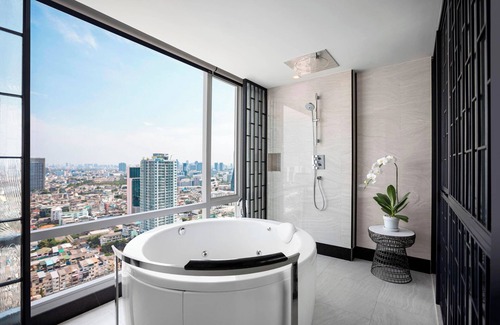 Bang Rak Hotel | Bangkok Marriott Hotel The Surawongse