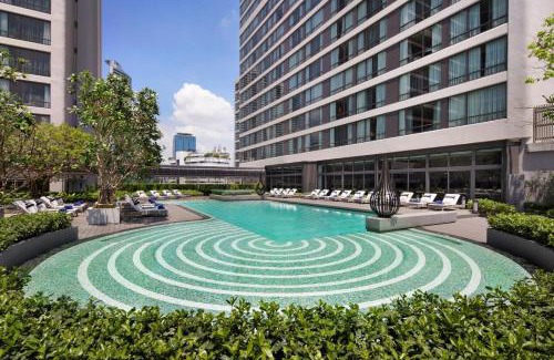 Bangkok Central Business District Hotel | Bangkok Marriott Marquis Queens Park