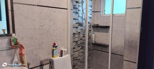 Pantai Dalam House | Bangsar South @ Taman Pantai Prima cosy room in a double storey spacious comfortable homestay