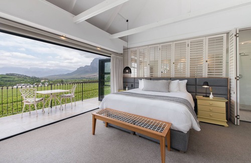 Cape Winelands Cabin | Banhoek Lodge