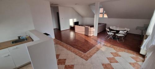 Vozdovac Apartment | Banjica kuća apartman