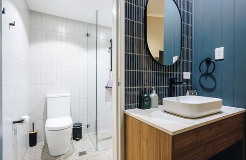 Jindabyne Hotel | Banjo Paterson Inn