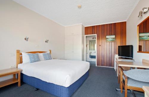 Lakes Entrance Hotel | Banjo Paterson Motor Inn