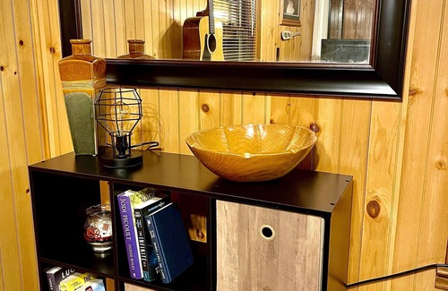 Moravian Falls Cabin | Banjo’s Cabin