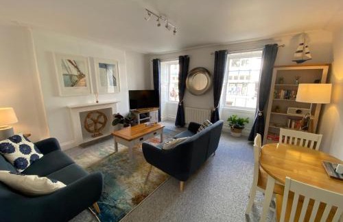 Mylor Churchtown Apartment | Bank Place