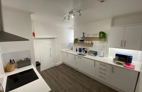 Mylor Churchtown Apartment | Bank Place