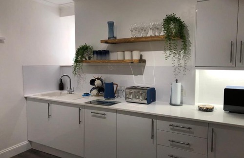 Mylor Churchtown Apartment | Bank Place