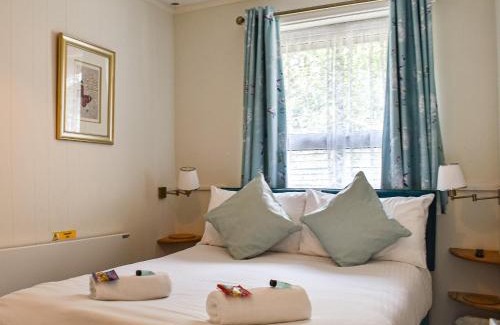 Looe House | Bank Voles Nest - Uk45199