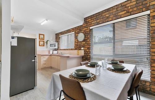 Banksia Beach House | Banksia Beach Views!