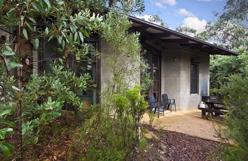 Blackheath Cottage | Banksia Cottage at Kanimbla View
