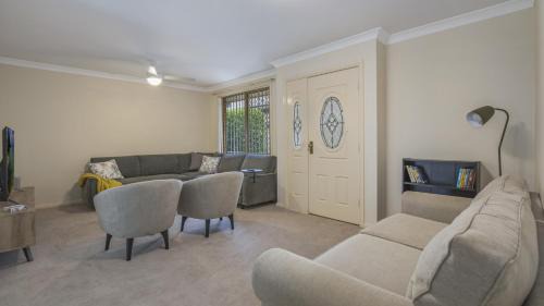 Umina Beach House | Banksia Villa Umina Beach