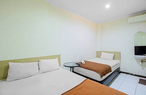 Bandung House | Bantal Guling Alun-Alun Bandung