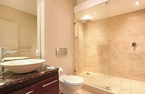 Bantry Bay House | Bantry Retreat luxury guest house, Queen Suite 1