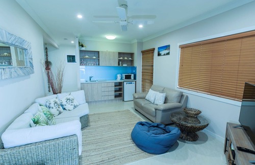 Brisbane Waterfront House | BANYANDAH WATERS BEACH HOUSE!nPrivate inground Pool with stunning ocean views!