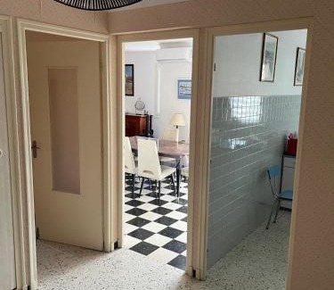Banyuls-sur-Mer Apartment | Banyuls vu d'en haut : appartement T3 spacieux