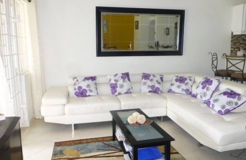 Hastings Apartment | Barbados Margate Gardens, Opp Beach, Sea Boardwalk, Restaurants, Mall,Buses,